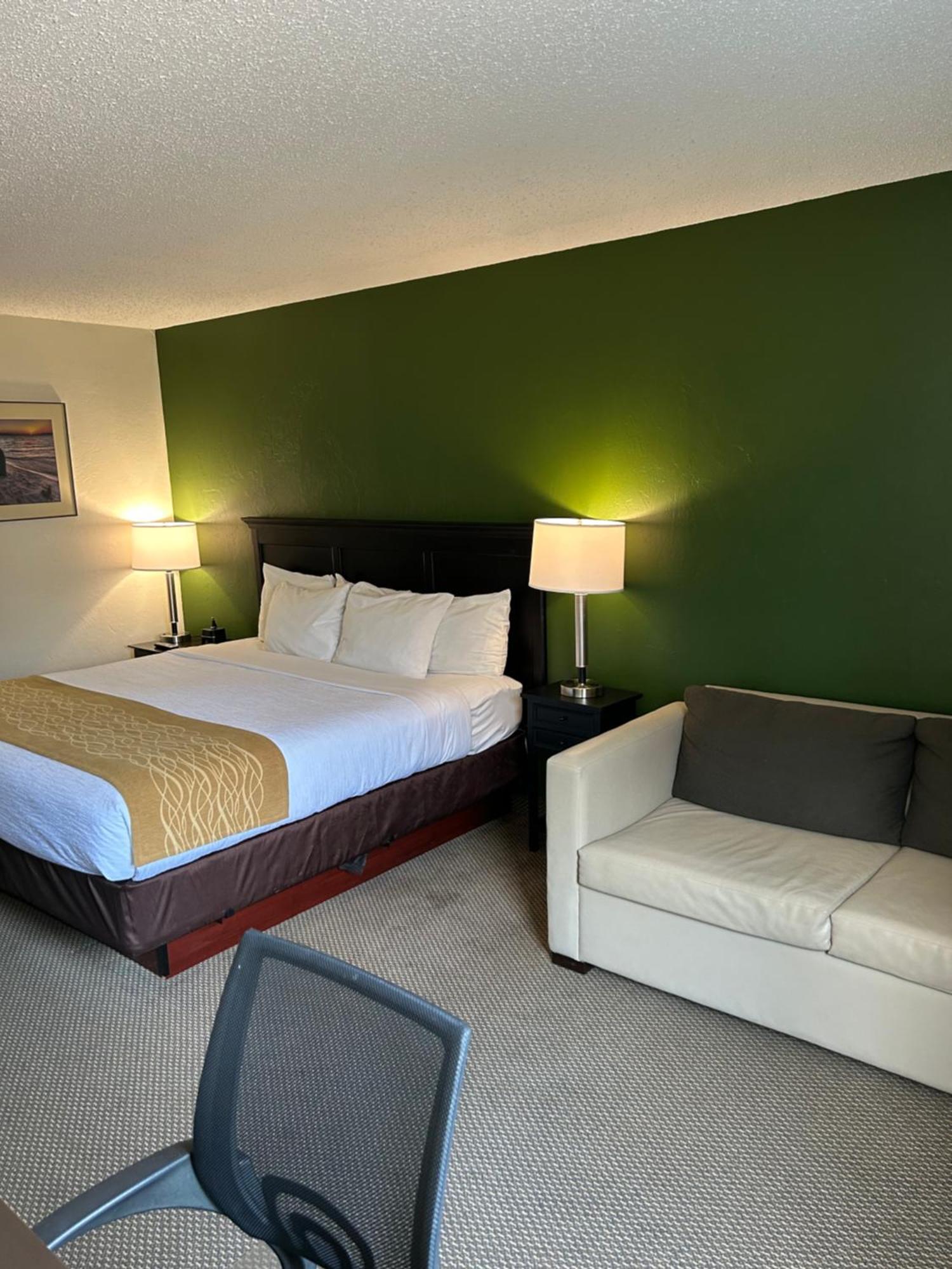 Wetmore Boarders Inn & Suites By Cobblestone Hotels - Munising מראה חיצוני תמונה