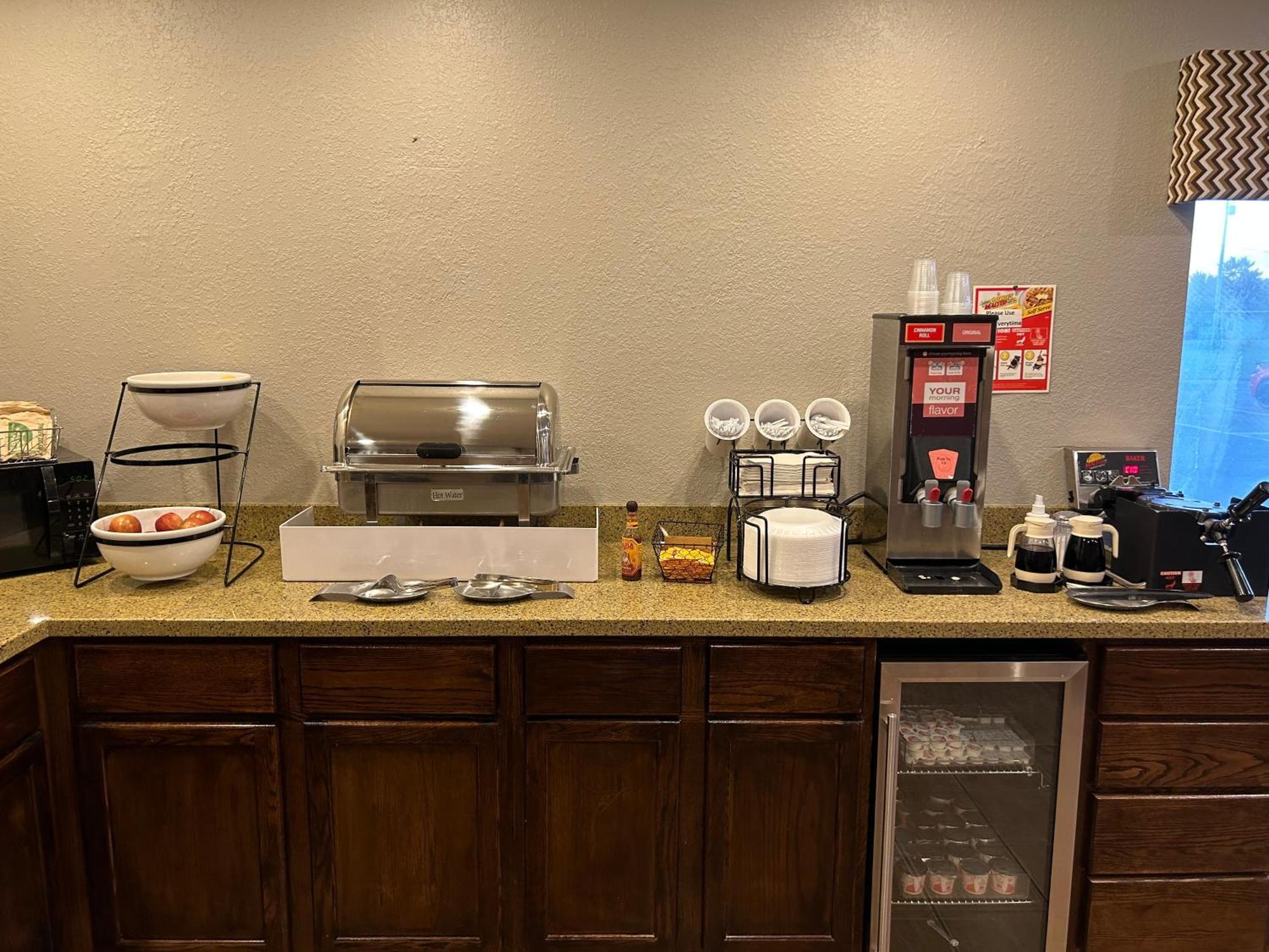 Wetmore Boarders Inn & Suites By Cobblestone Hotels - Munising מראה חיצוני תמונה